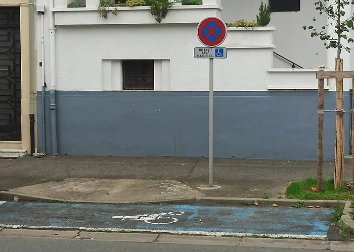 Confort Et Proximite. Apartamento Vichy